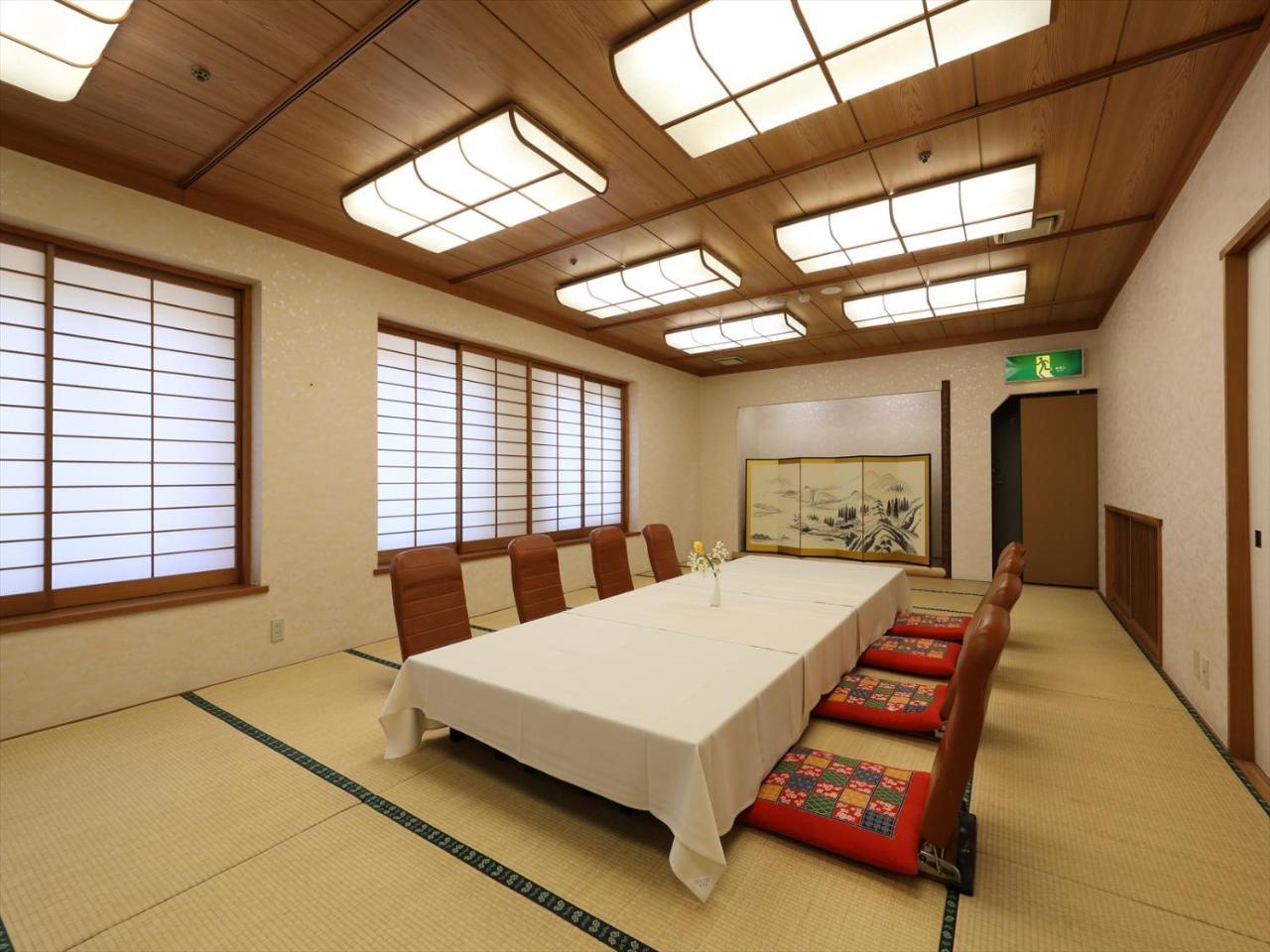 Garden Hotel Shiunkaku Higashimatsuyama Ngoại thất bức ảnh